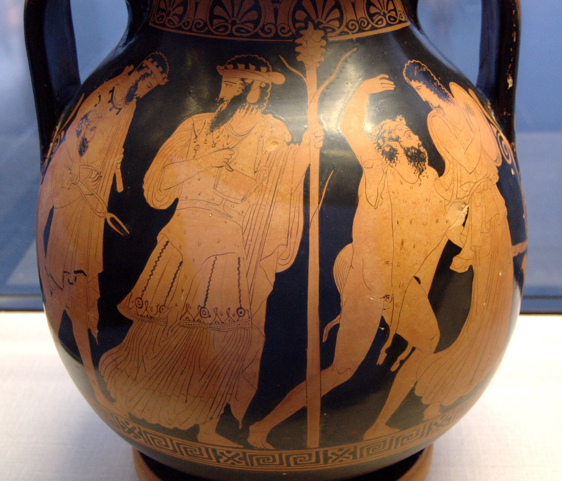 Return of Hephaestus, Attic red-figure pelike, Munich, 440–430 BC